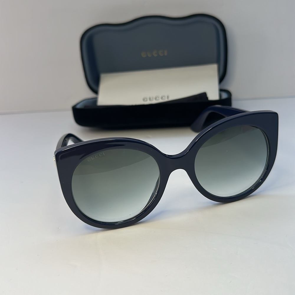 New 100% Authentic Gucci GG0325S
008 Cat eye Sunglasses - Picture 10 of 15